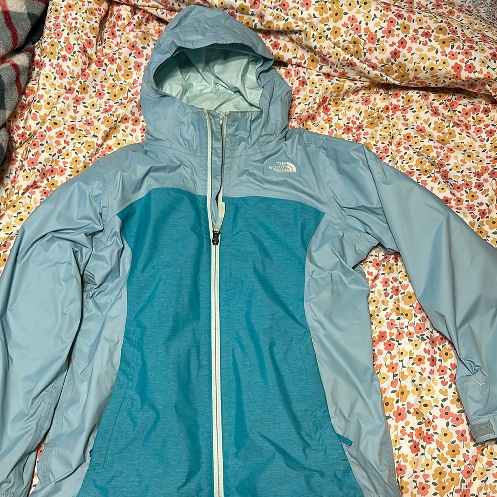 Girl’s North Face jacket! 2 in 1!